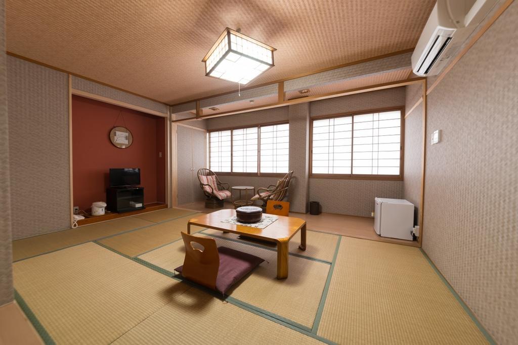 Отель Yuzennoyado Toukai Уресино Экстерьер фото